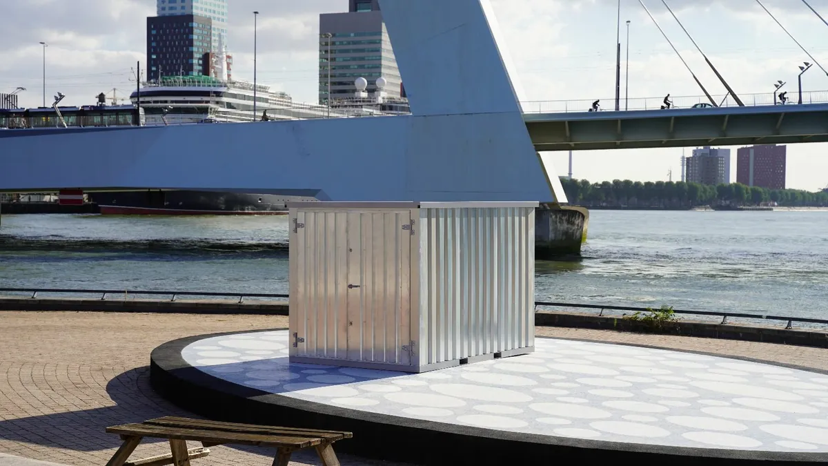 Outdoor Storage Unit – Perfect for Any Weather - Image 2