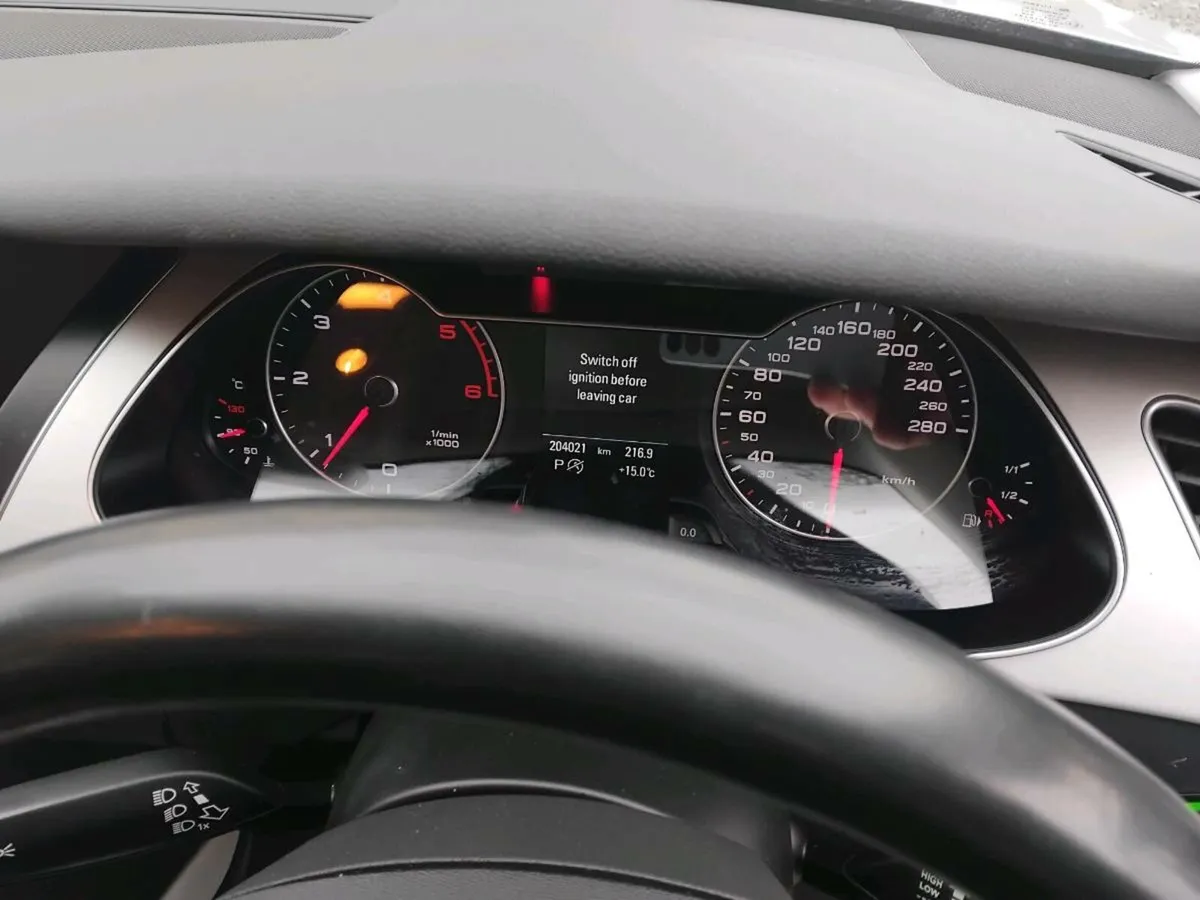 Audi A4 - Image 4