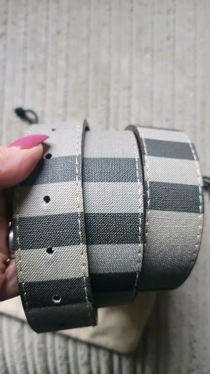 Burberry Iconic Check Reversible Men's Belt - Image 3