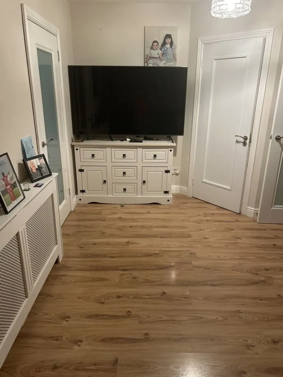 samsung 65 inch smart - Image 1