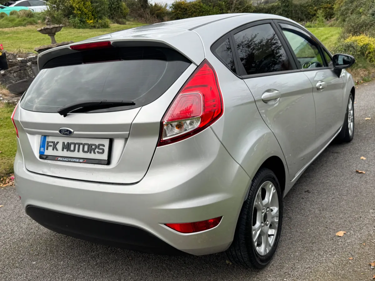 Ford Fiesta 2014 petrol - Image 4