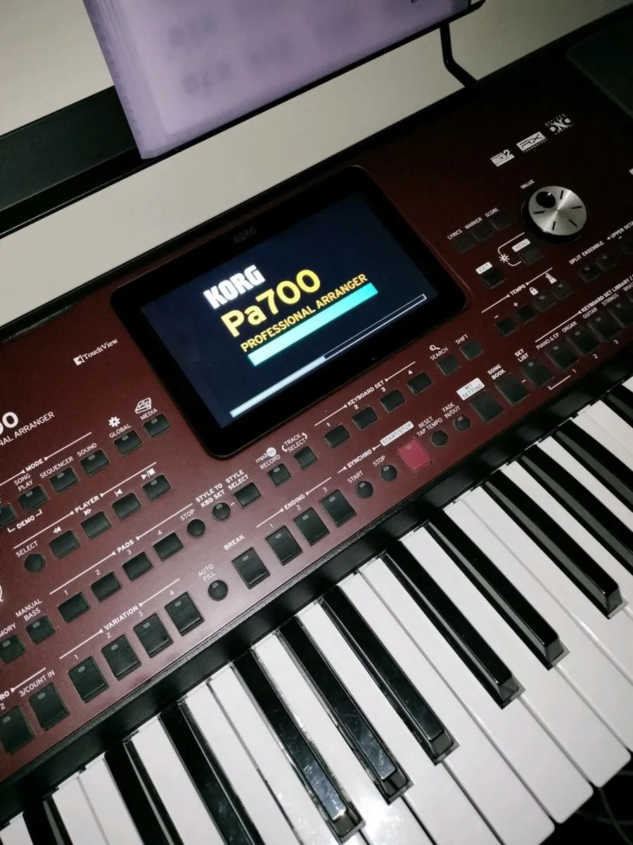 Korg PA700 - Image 3