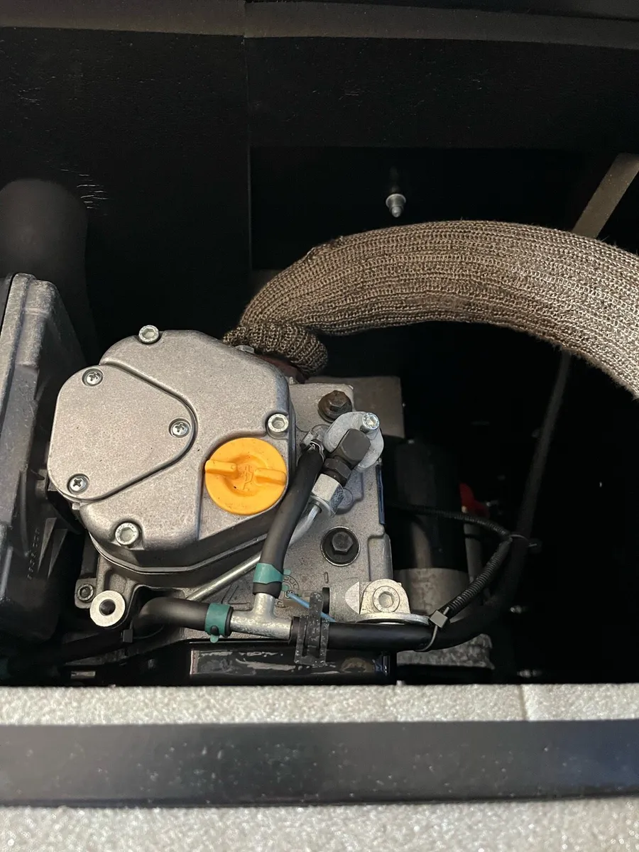 Diesel generator - Image 4