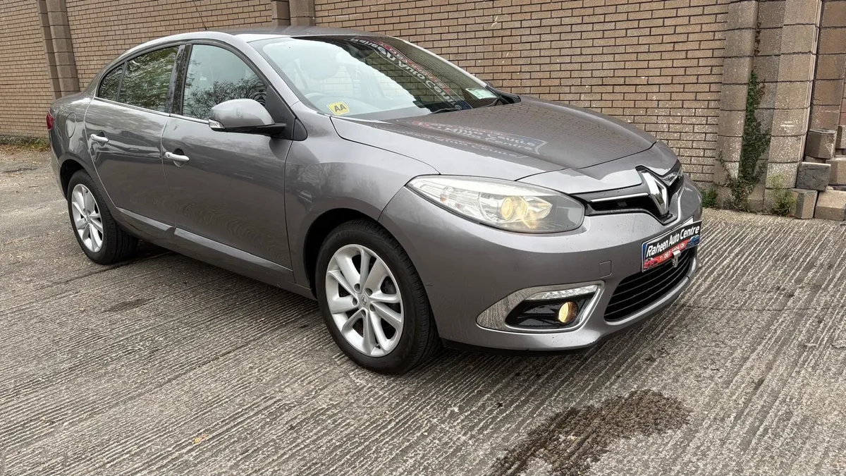 2013  RENAULT FLEUNCE 1.5 dci. R-LINK - Image 2