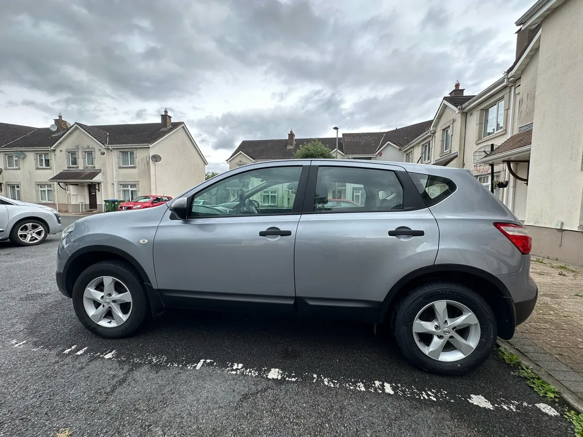 2013 Nissan Qashqai Low Mileage - Image 4
