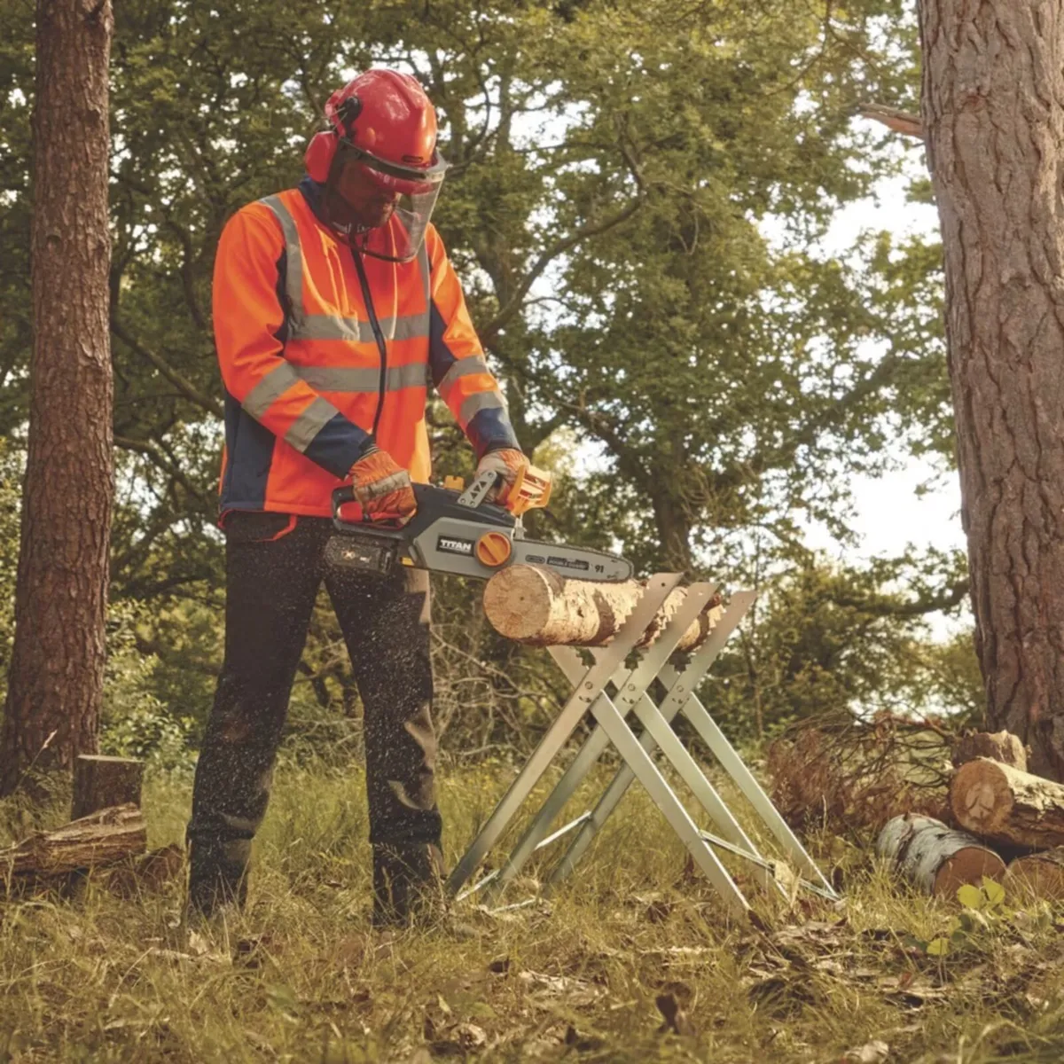 Titan 932 cordless chainsaw - Image 4