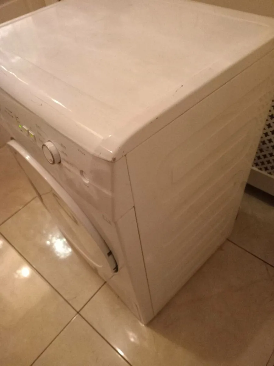 Beko condenser dryer - Image 4