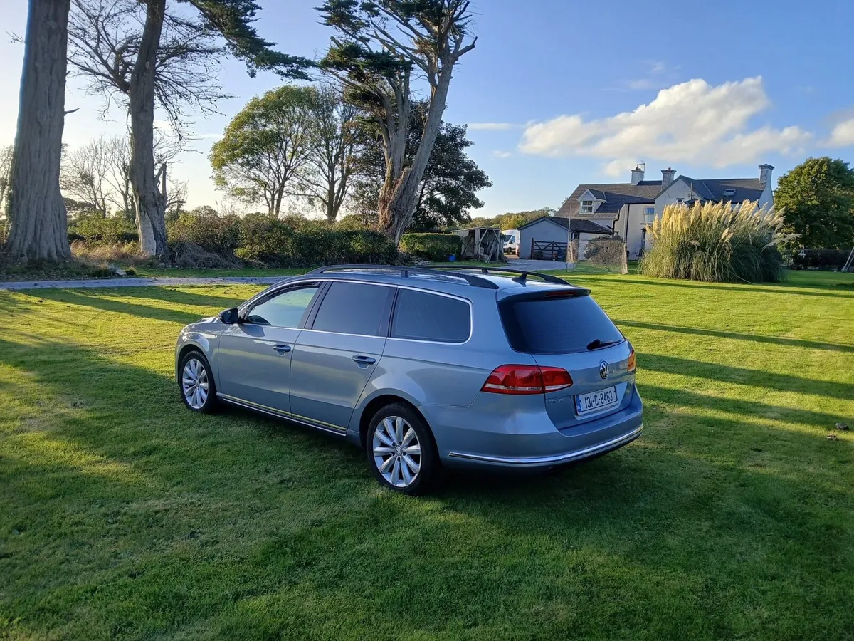 Volkswagen Passat - Image 3