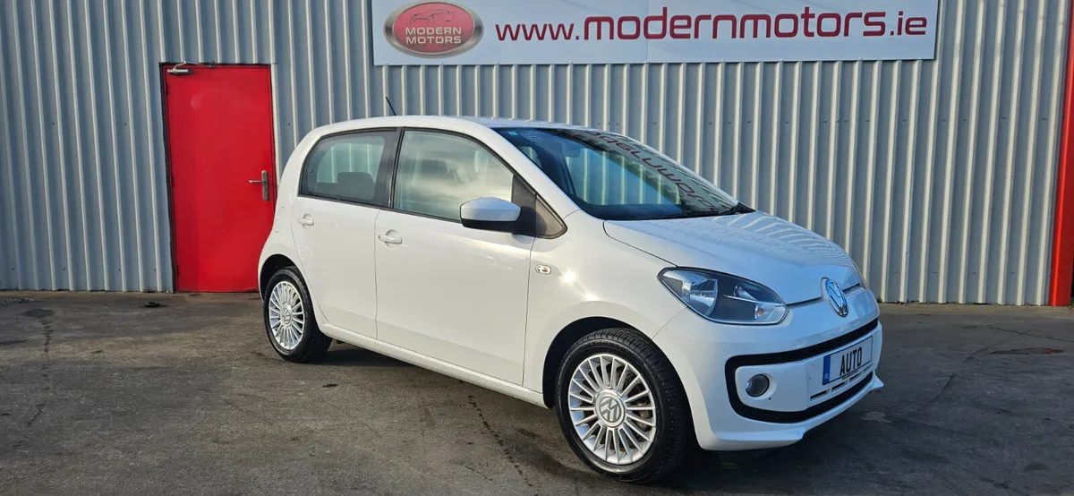Volkswagen up! automatic 1.0 petrol 5dr low kms - Image 3