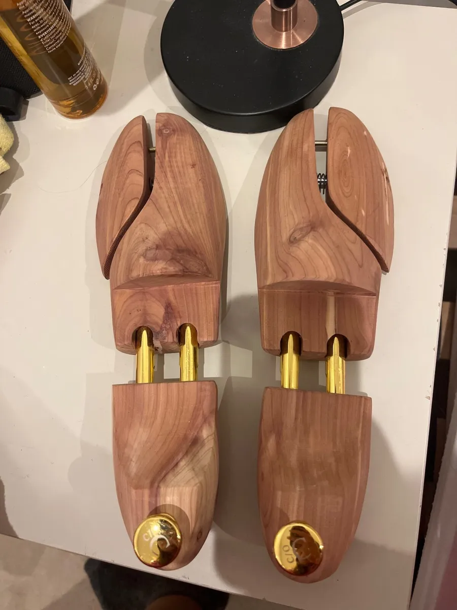 Aromatic Cedar Wood Shoe Trees - Image 1