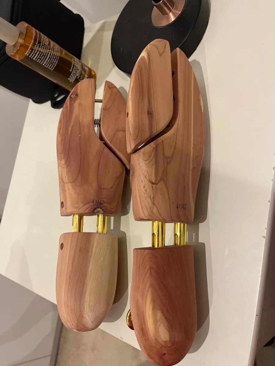 Aromatic Cedar Wood Shoe Trees - Image 2
