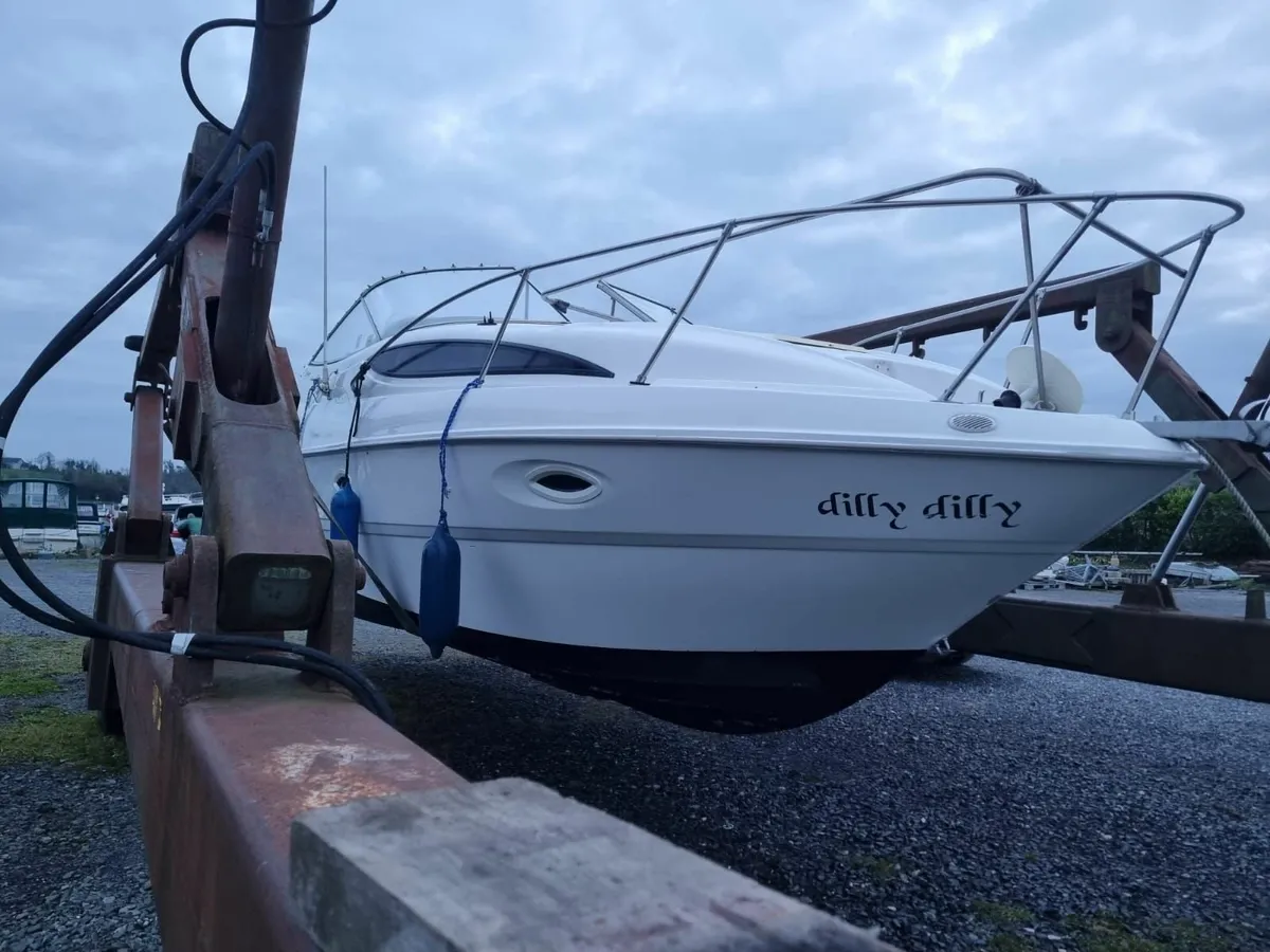 2001 Bayliner 265 Ciera 27ft - Image 2