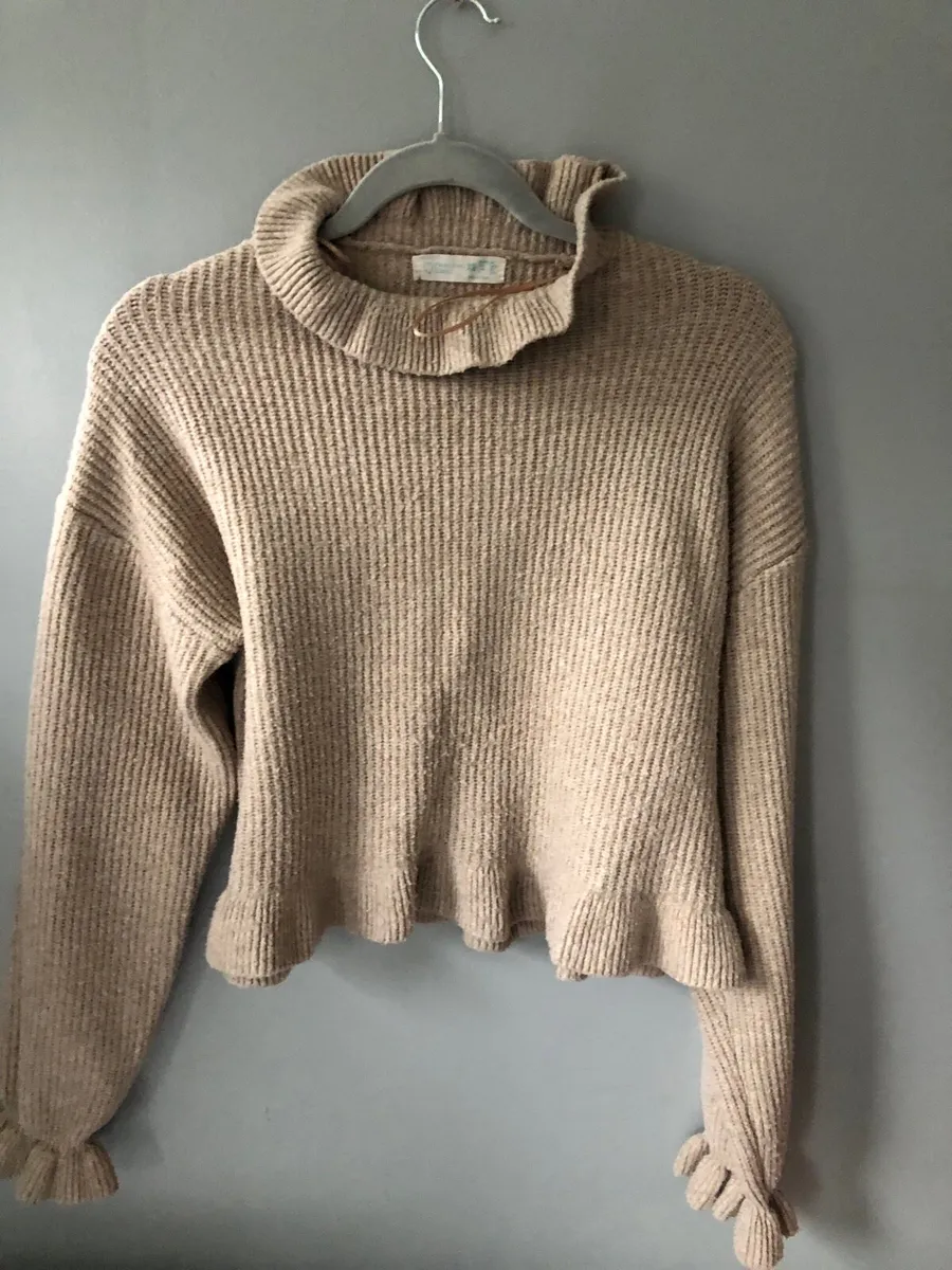 Ladies jumper size XS €5 - Image 1