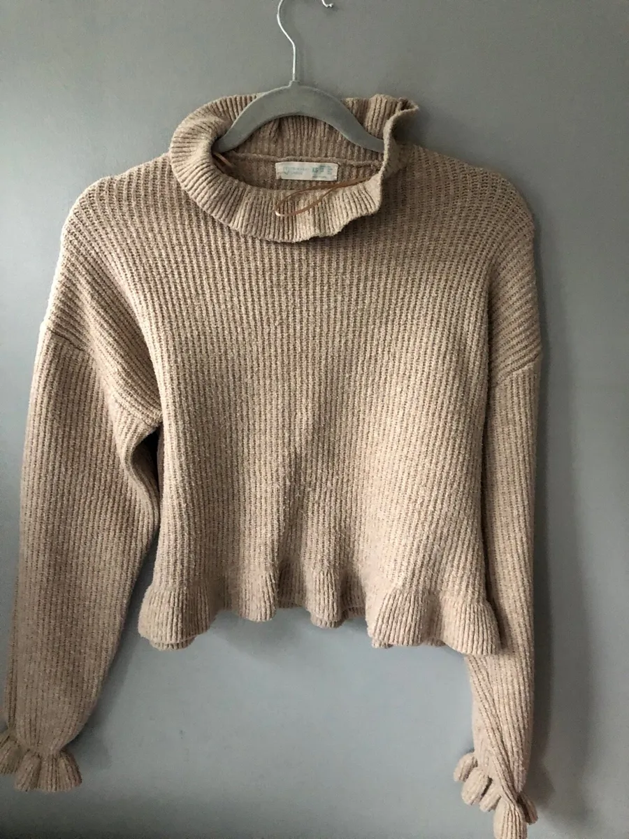 Ladies jumper size XS €5 - Image 3