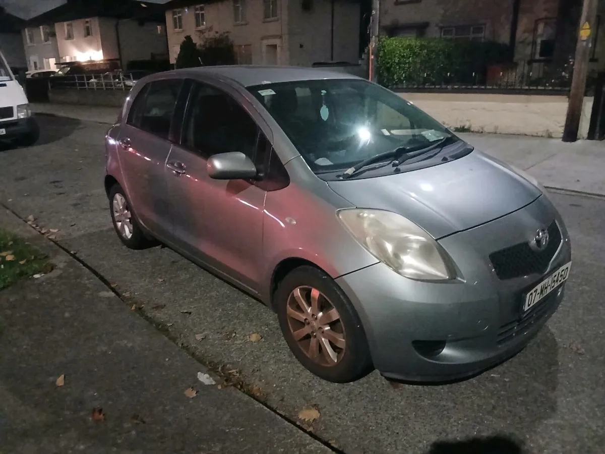 2007 TOYOTA YARIS NCT 3/26 - Image 1