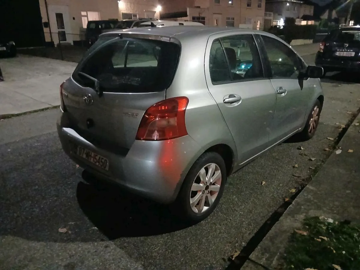 2007 TOYOTA YARIS NCT 3/26 - Image 2
