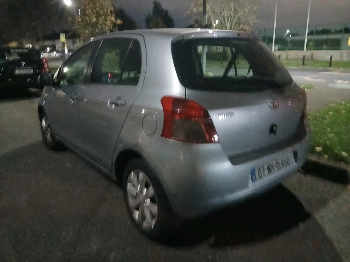 2007 TOYOTA YARIS NCT 3/26 - Image 3