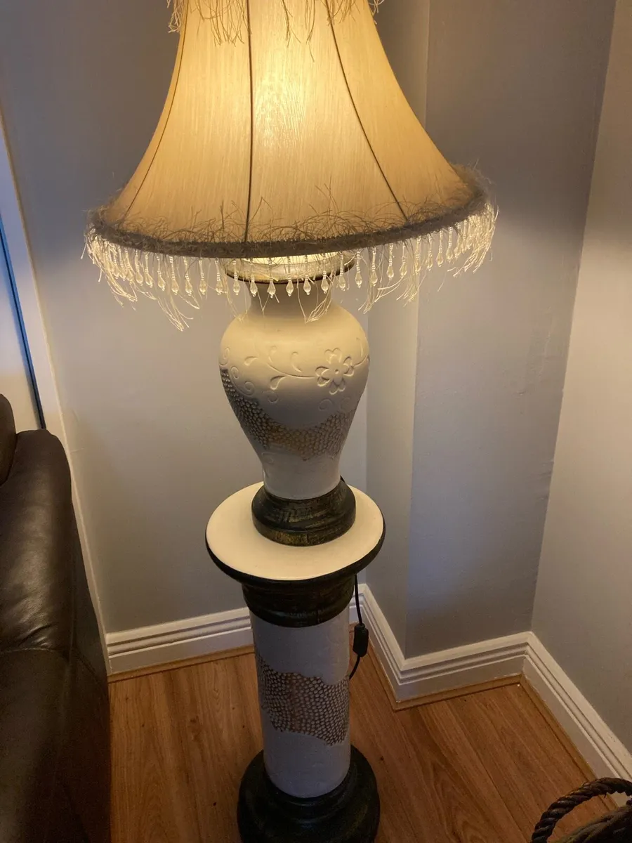Floor lamp with cermanic base - Image 2