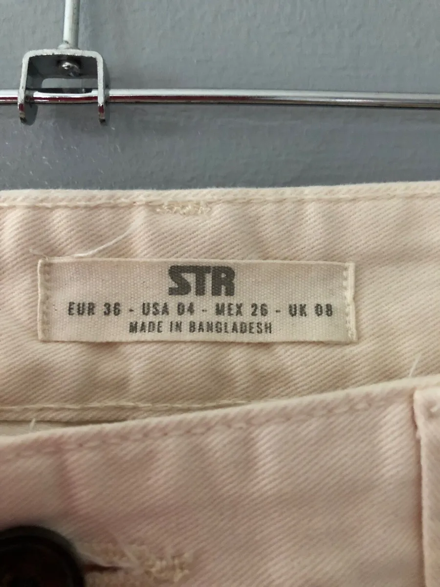 Ladies combat trousers size 8 €10 - Image 2