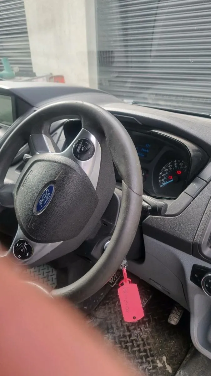 2017 ford transit 2.0 rwd - Image 4