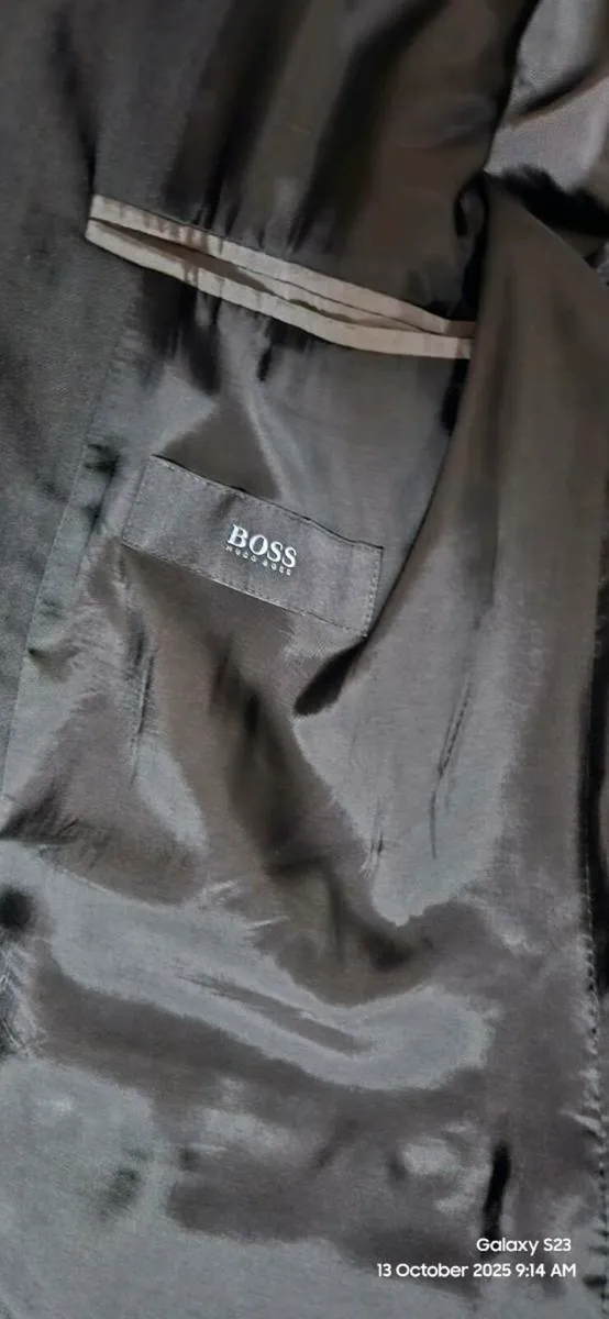 Suit - Image 3