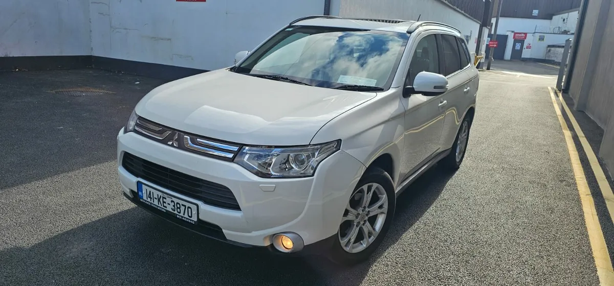 Mitsubishi Outlander Seater - Image 2