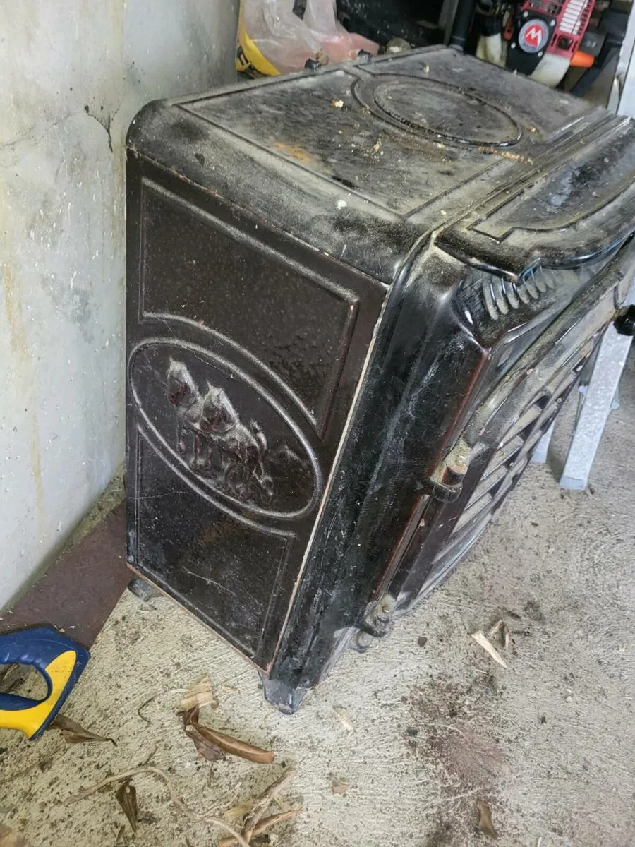 Stove - Image 2