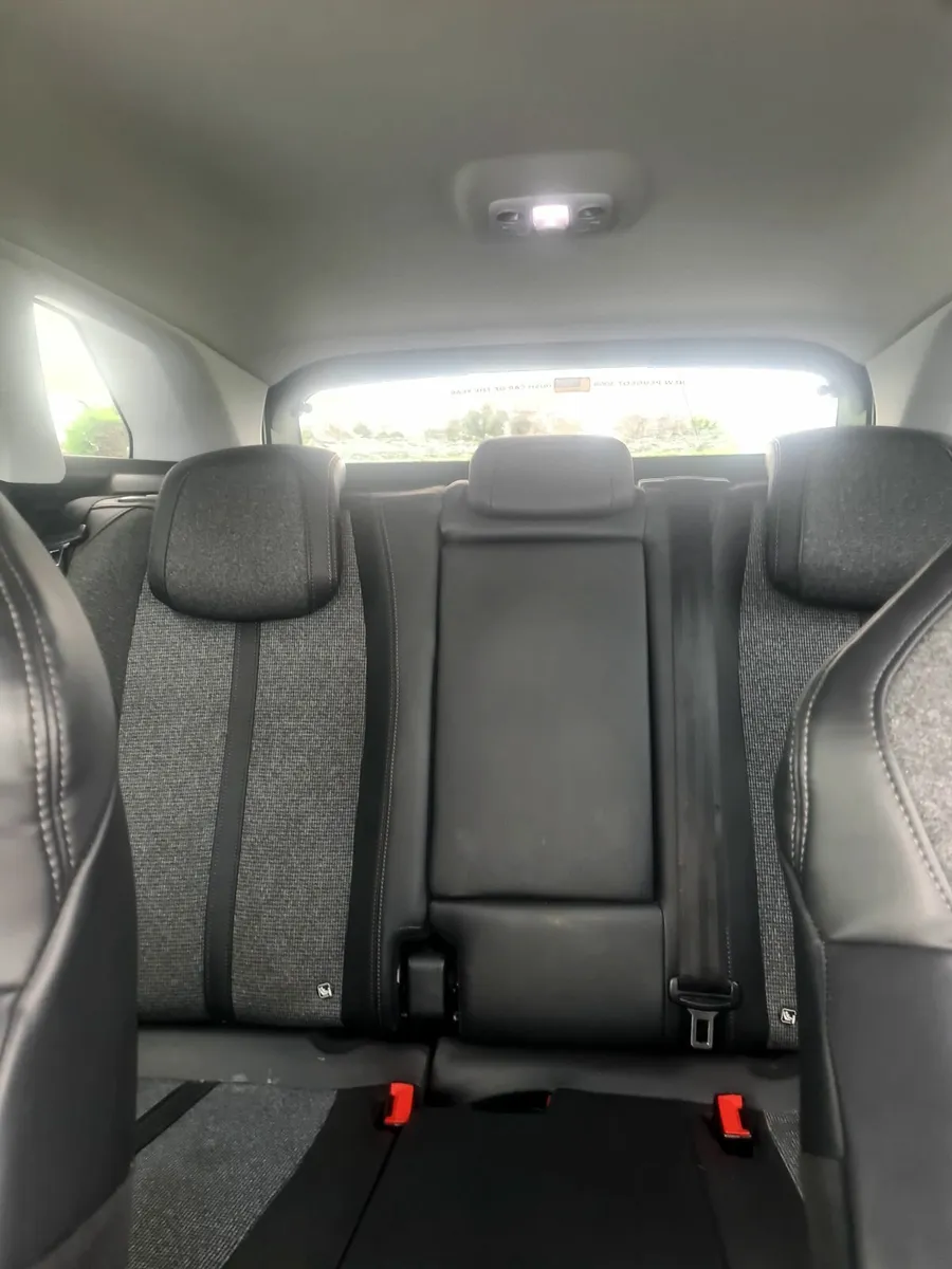 Peugeot 3008 - Image 2