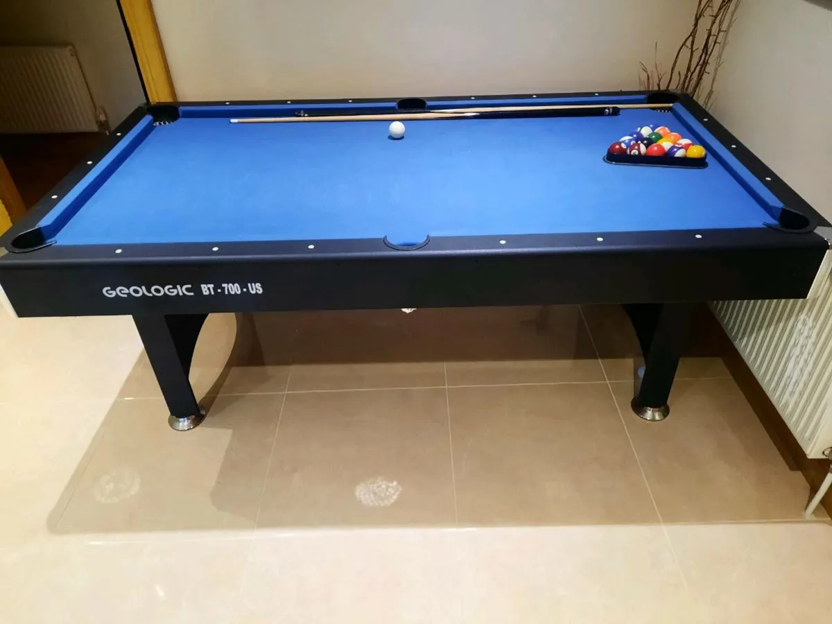 Pool table - Image 2