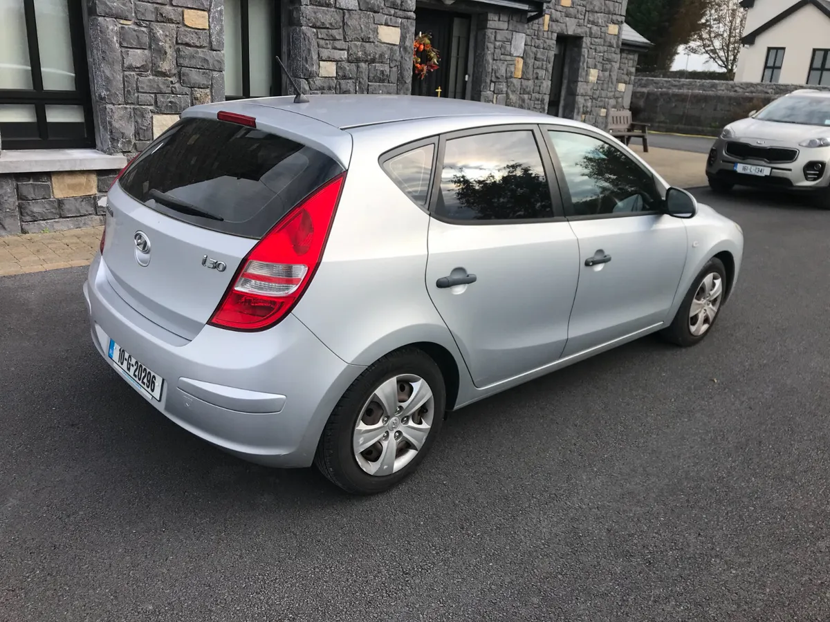Hyundai i30 Petrol 2010 - Image 4