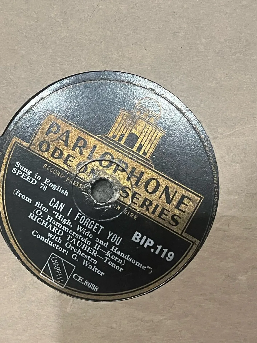 Vintage 78 speed gramophone records - Image 3