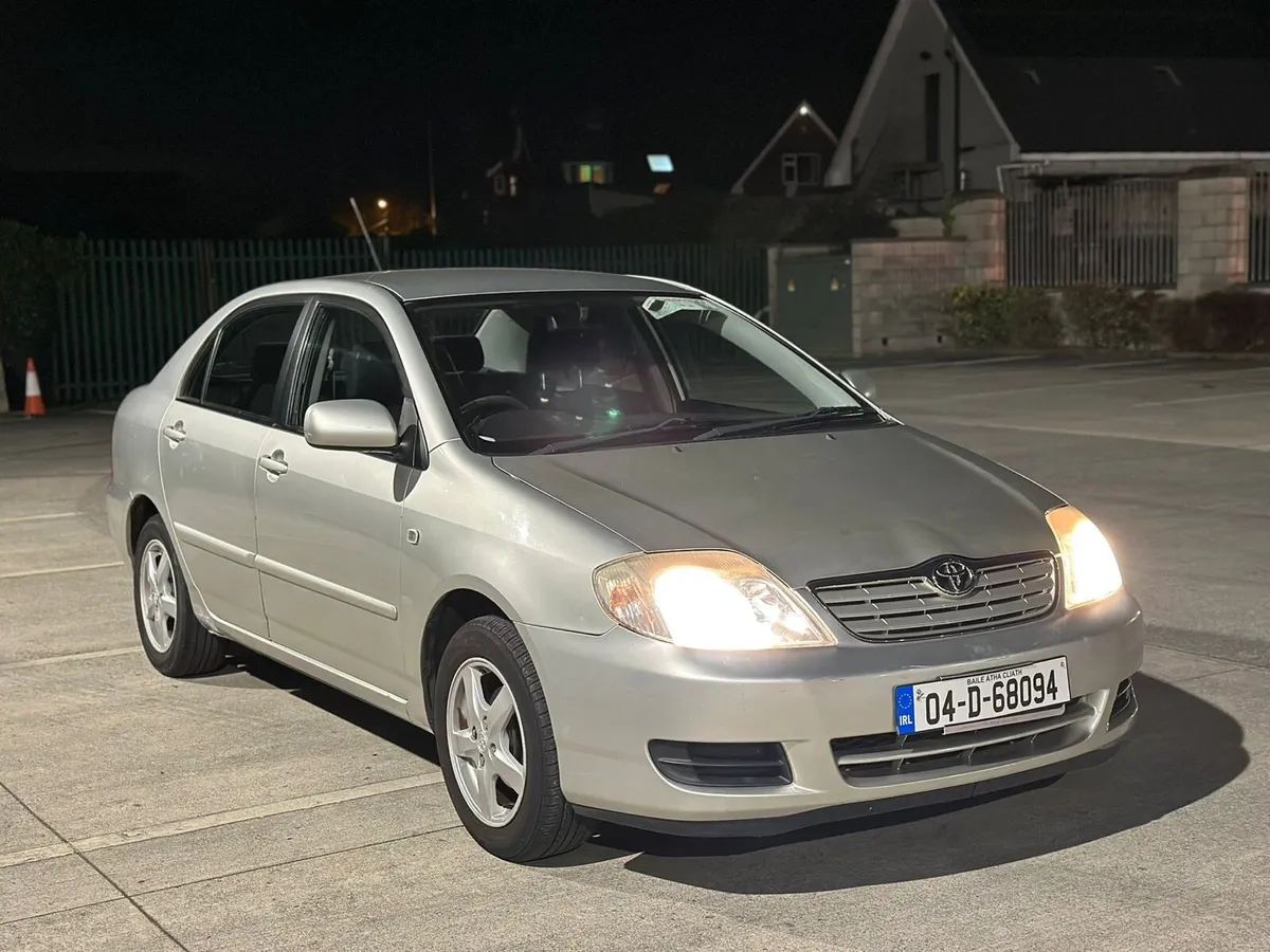 Toyota Corolla 1.4 petrol manual New Nct - Image 4
