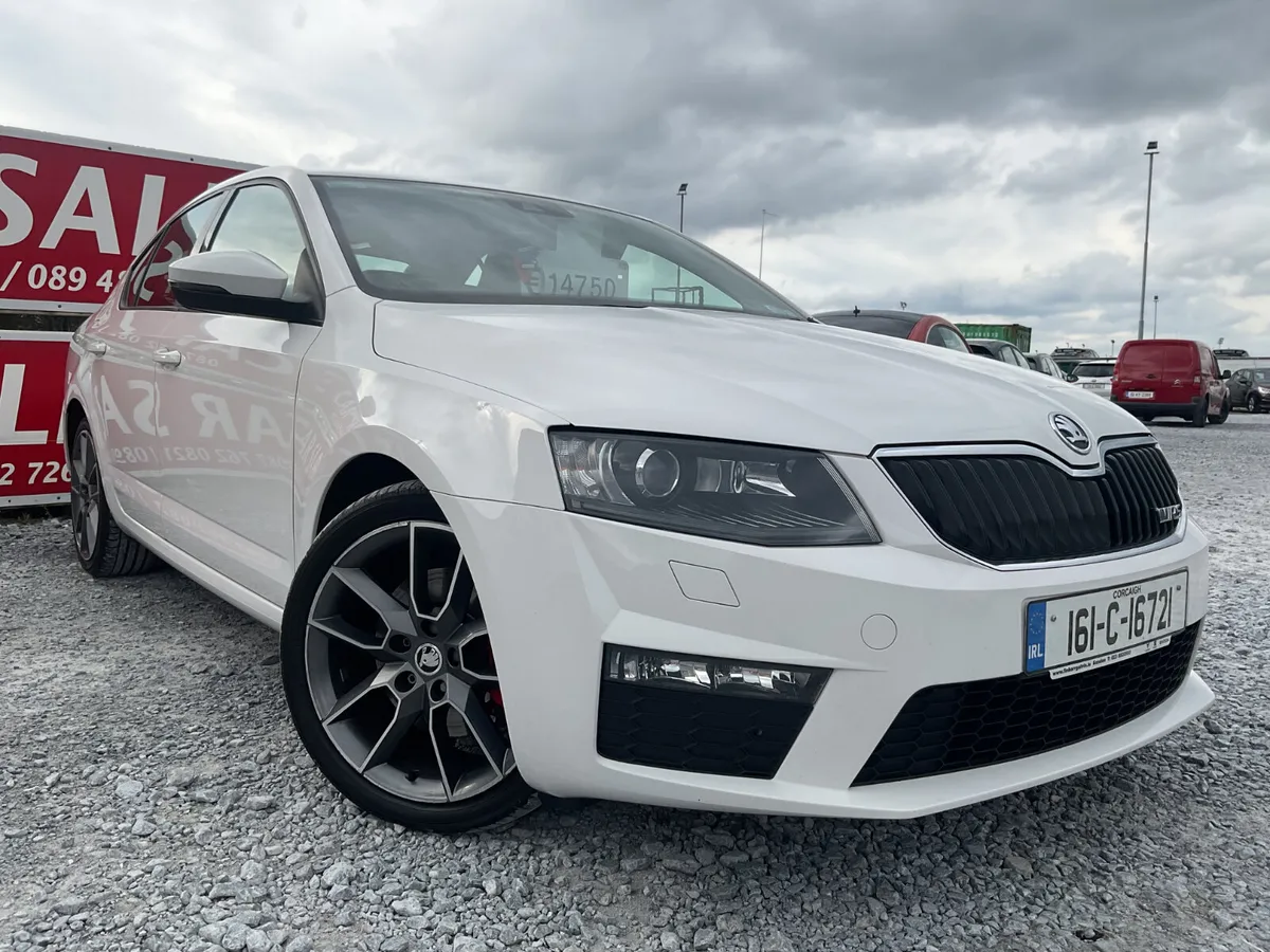 SKODA OCTAVIA 2.0 TDI VRS 184 BHP LOW KMS - Image 1