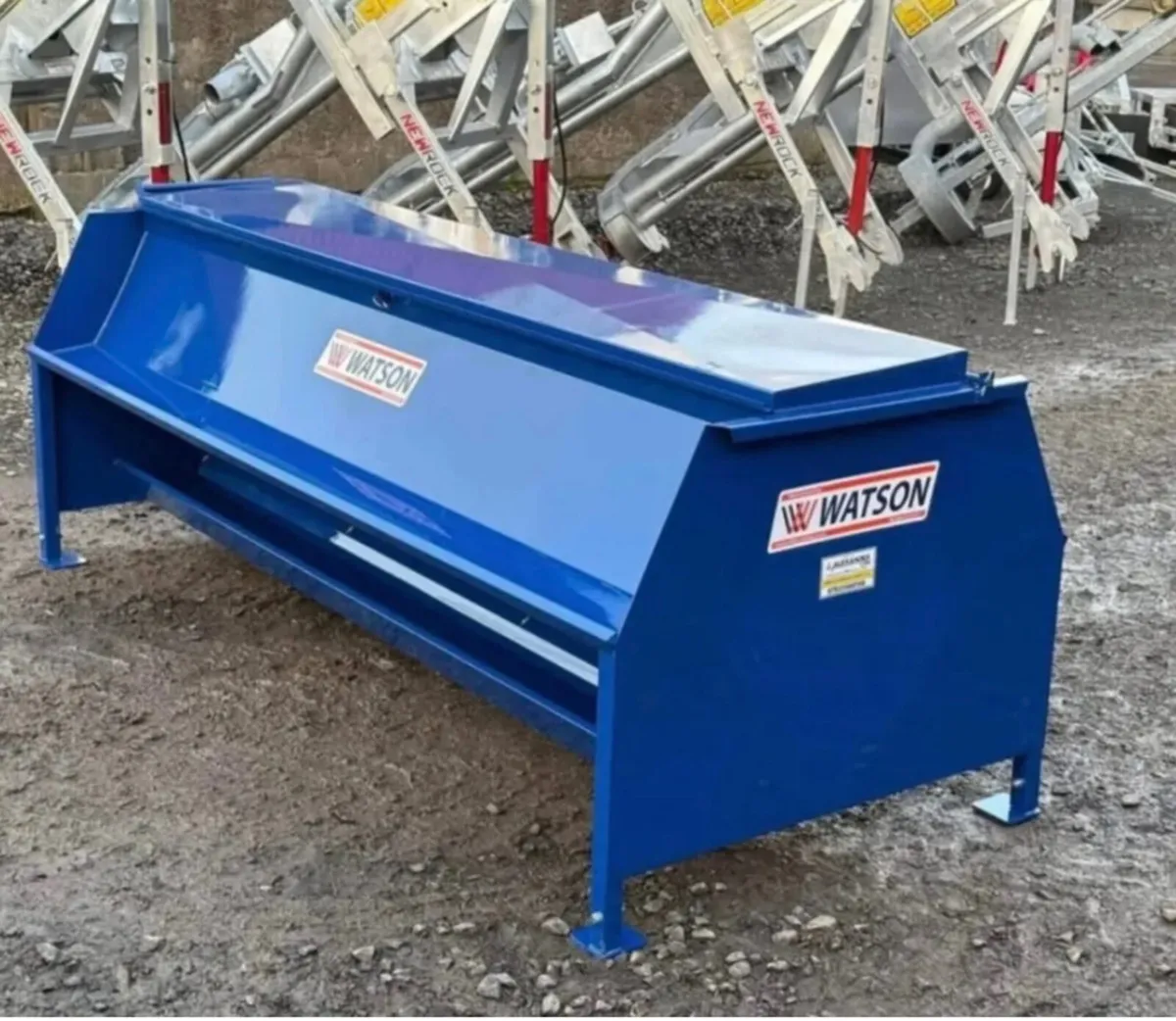 WALTER WATSON AD LIB HOGGET FEEDER - Image 2