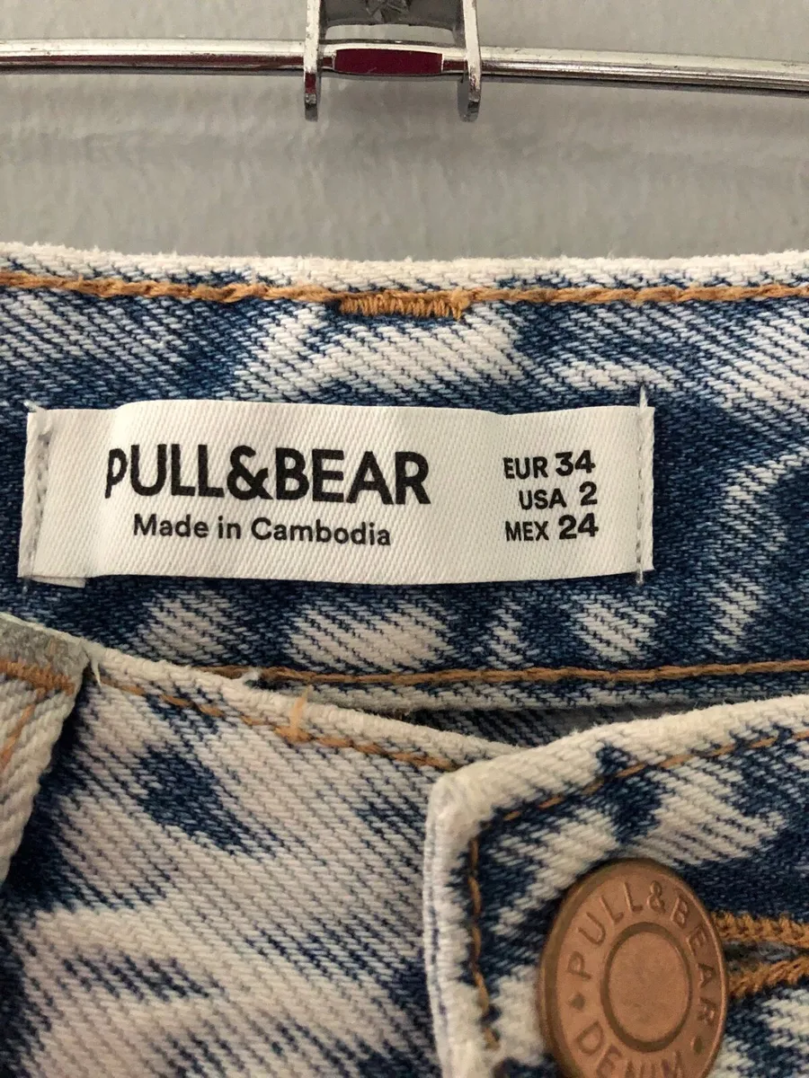 Ladies Pull and bear jeans size 34 (8) €10 - Image 3