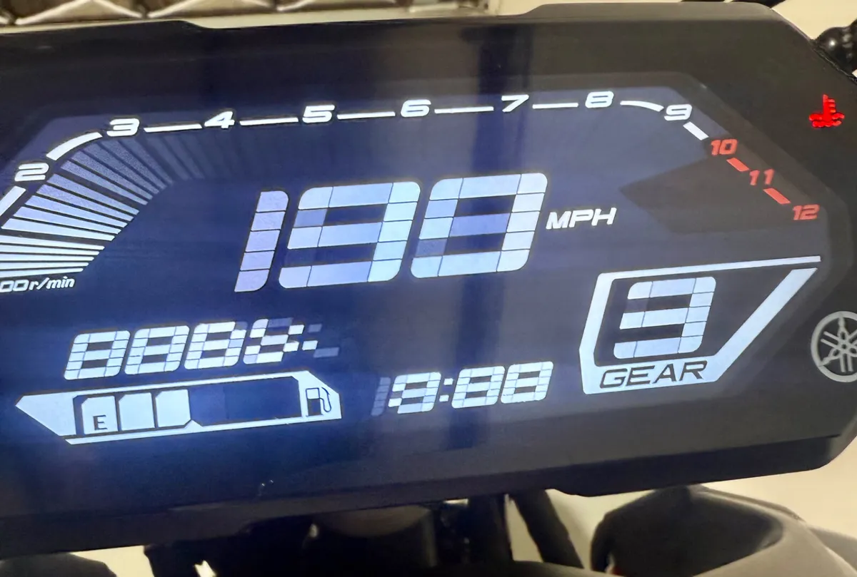 YAMAHA MT07 2021 - Image 2