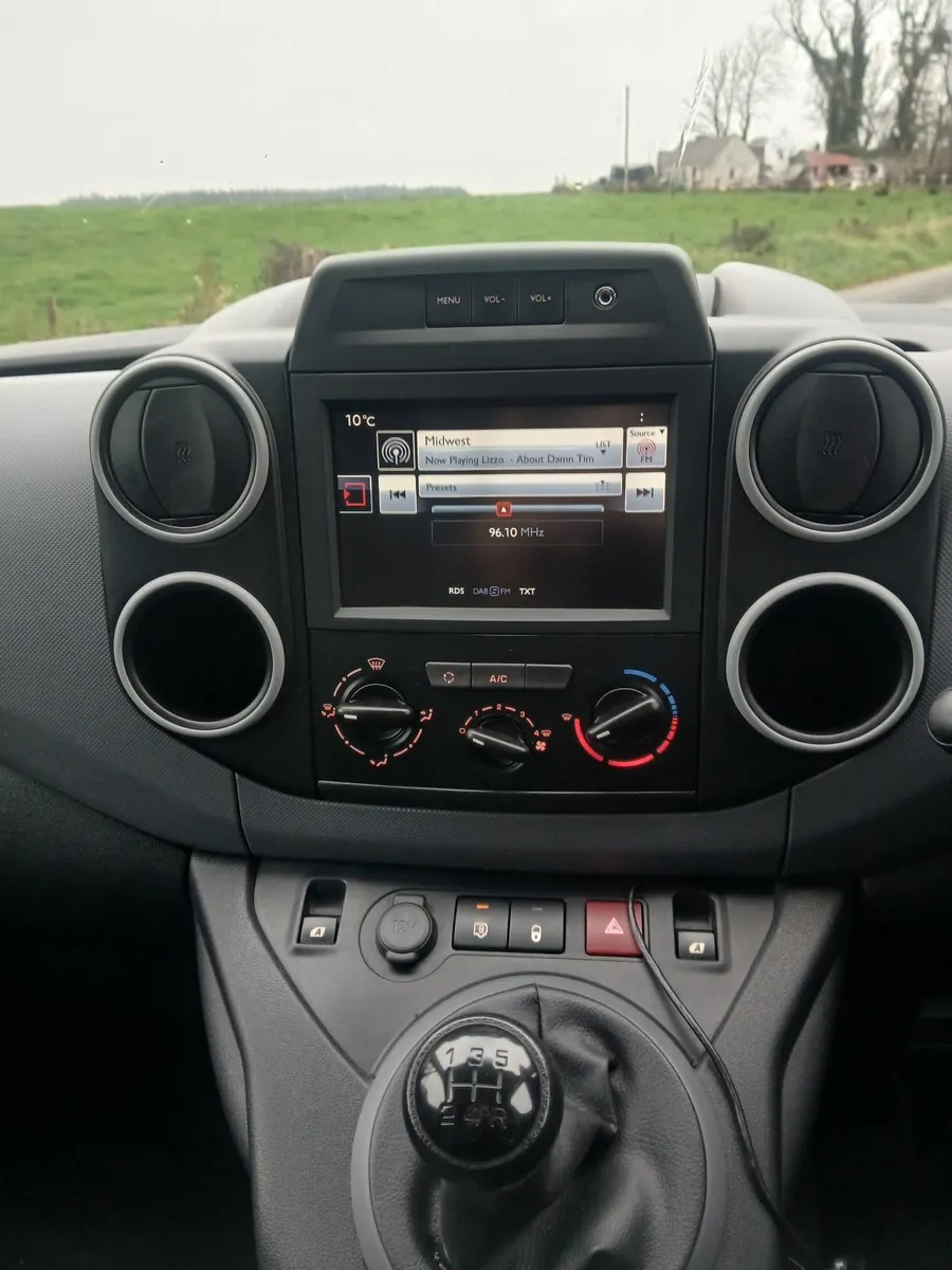 Citroen Berlingo 2015 - Image 2