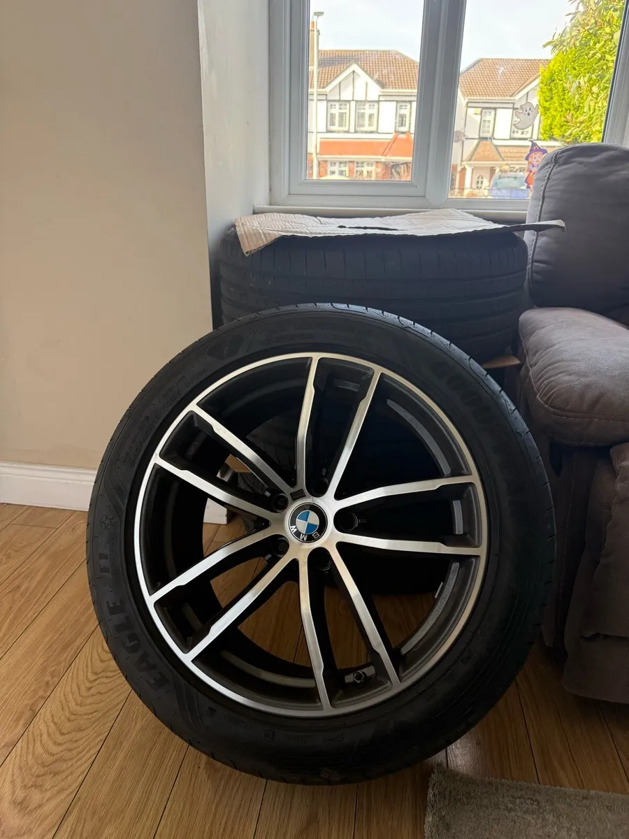 Alloy wheels - Image 1