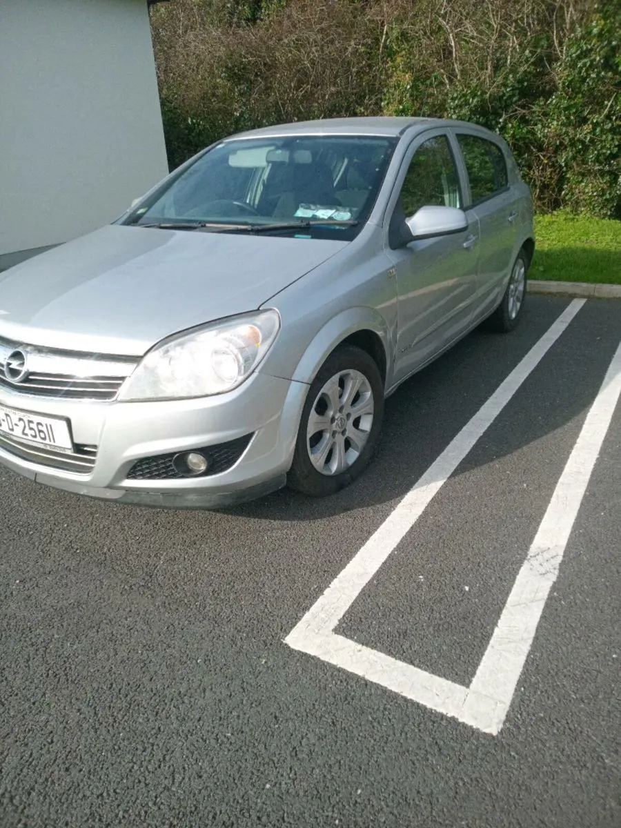 Car - Image 3
