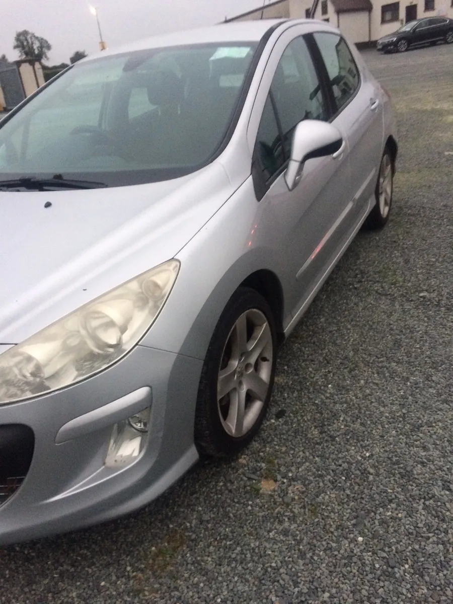 2008 Peugeot 308 - Image 3