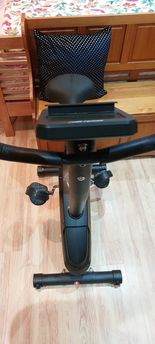 Exercise bike - Image 2