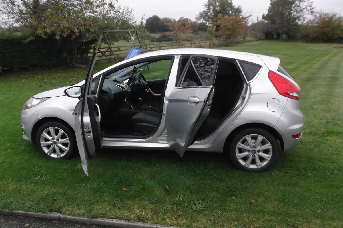 ford fiesta - Image 3