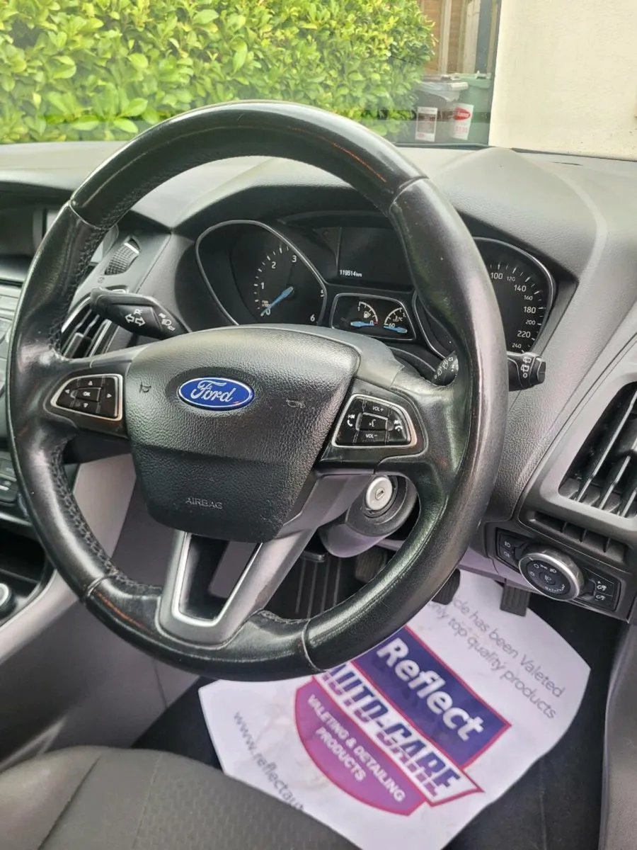 2015 Ford Focus Zetec 1.6tdci 95PS 4DR - Image 2