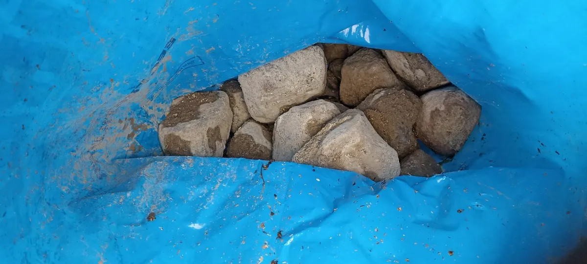 Bags of old Cobbles - Image 3