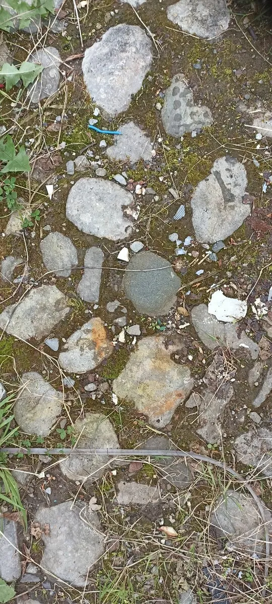 Bags of old Cobbles - Image 1