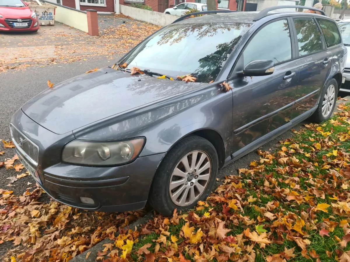 Volvo v50 diesel lhd - Image 1