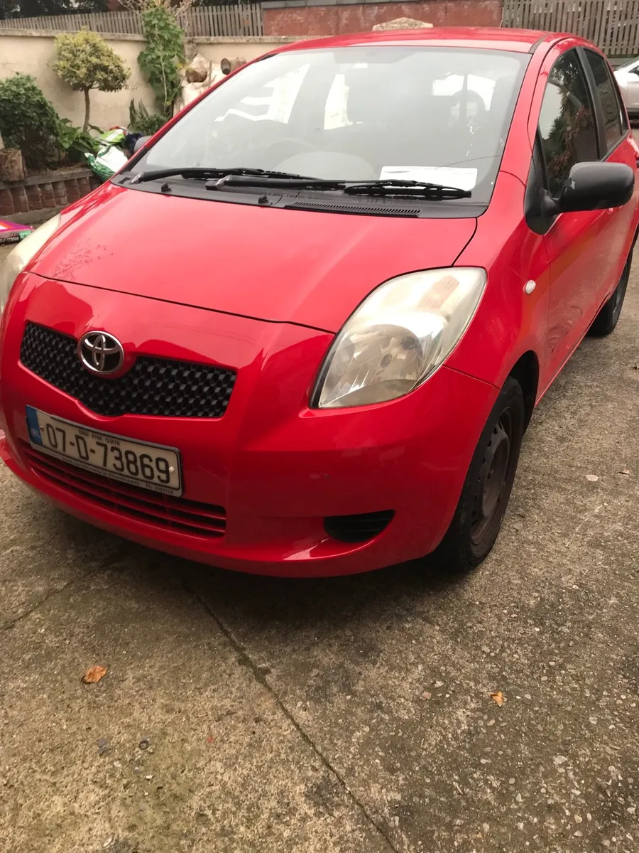 Toyota Yaris 1.0 - Image 2