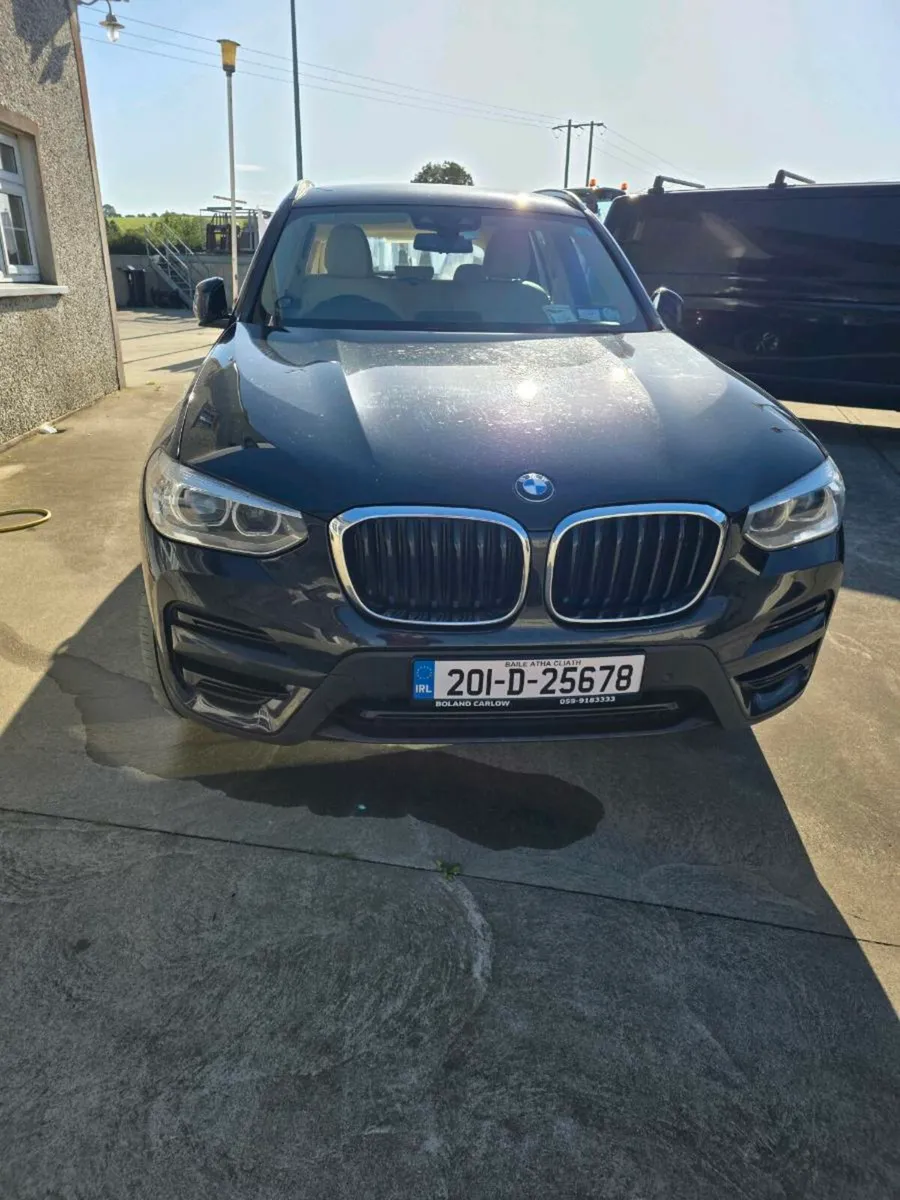 BmW car - Image 2