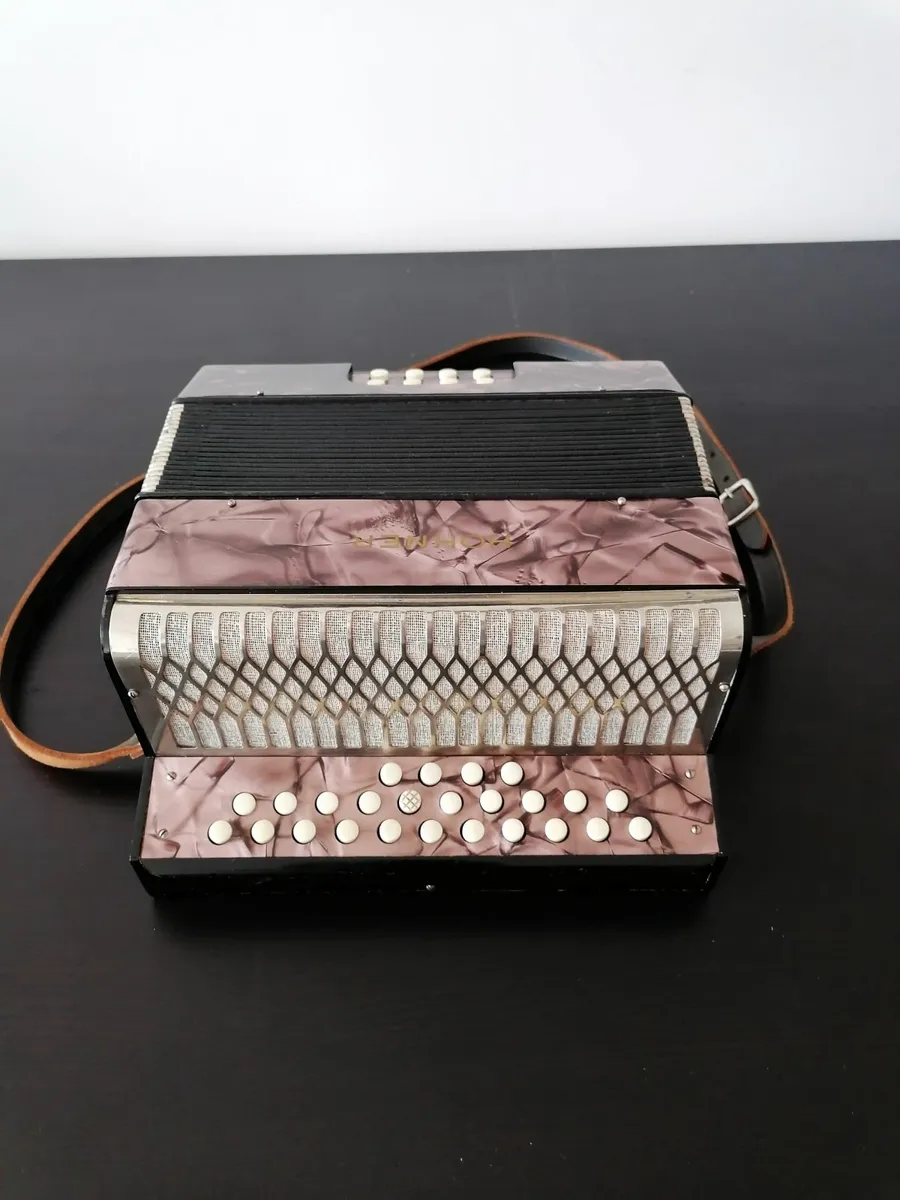 ACCORDION FOR SALE - Image 4