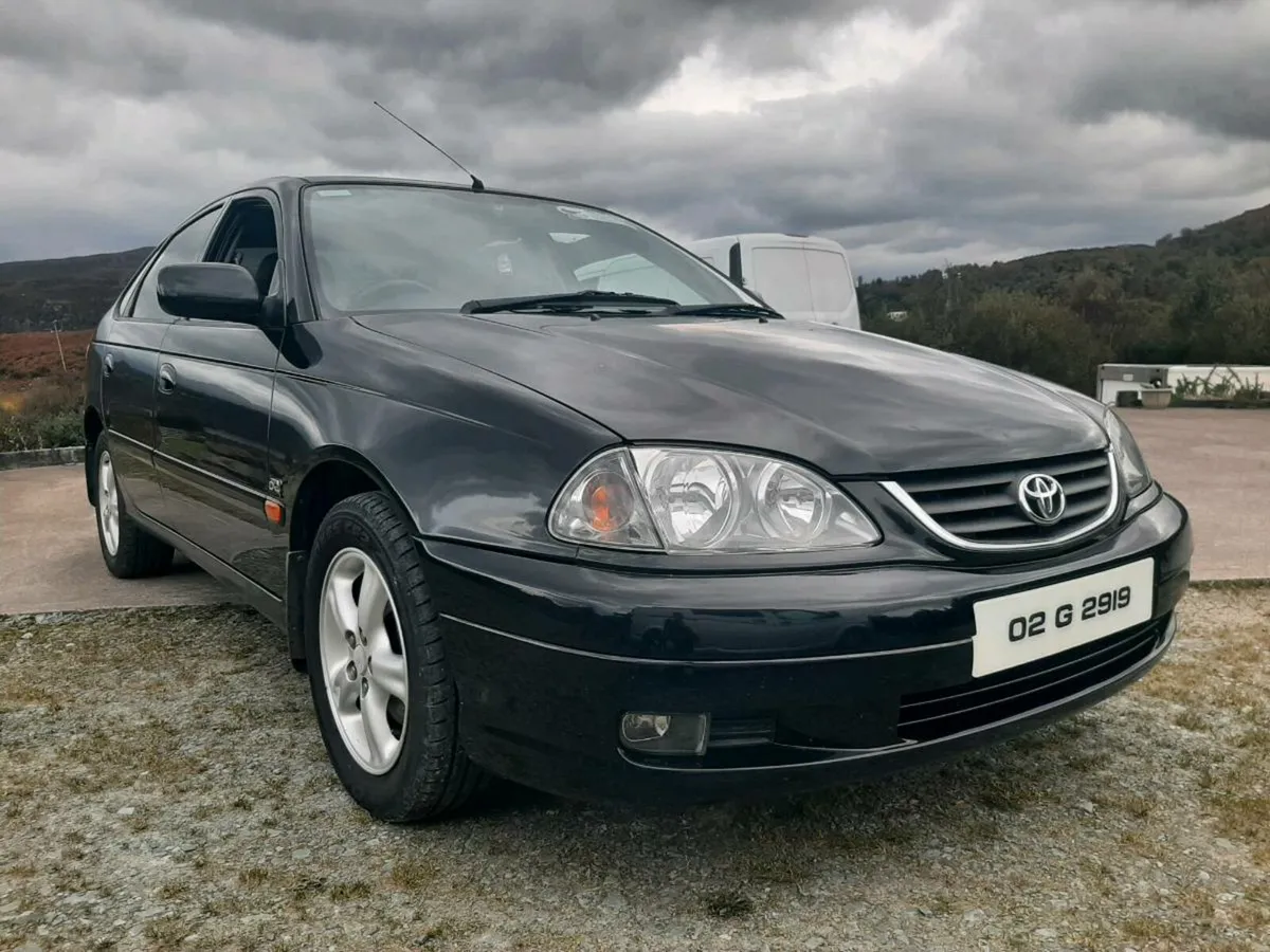 Toyota Avensis 2.0 petrol - Image 3